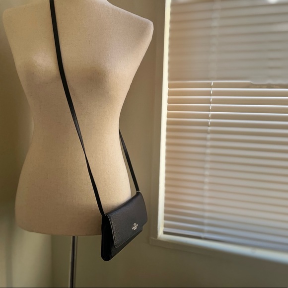 Coach Wristlet Wallet / Smartphone Crossbody - Picture 14 of 14